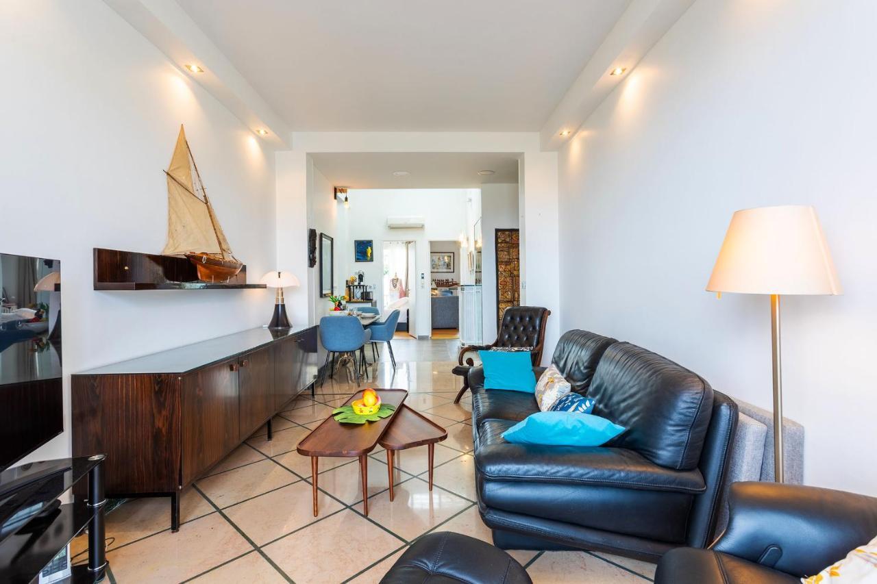 Le France Ap4350 By Riviera Homes
